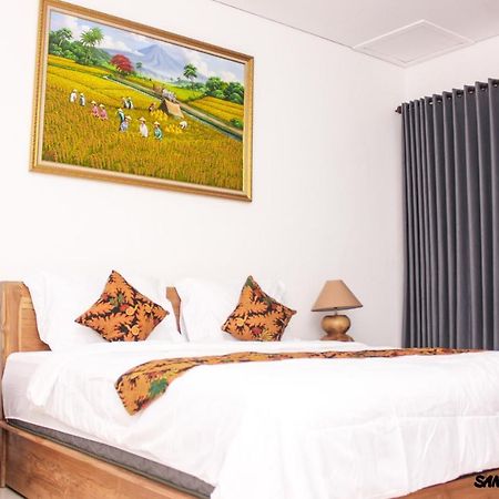 Santi Homestay Canggu Exterior foto