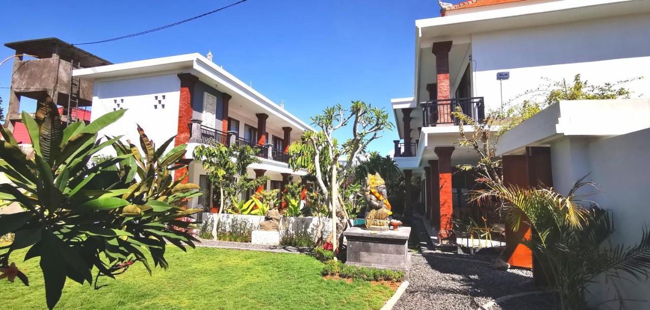 Santi Homestay Canggu Exterior foto